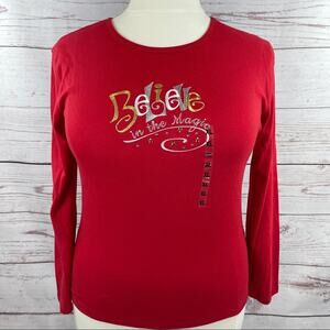 M&C Sportswear red t-shirt Believe in the magic embroidery NWT